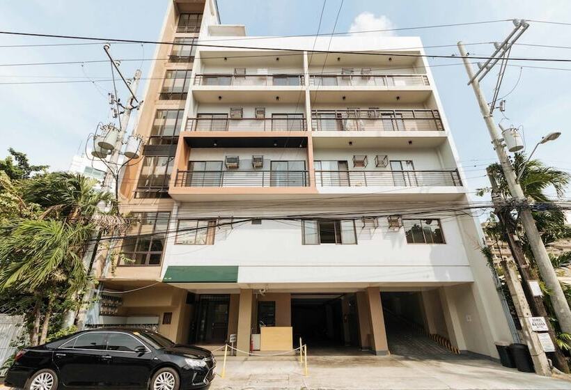 Fotos del hotel Reddoorz Plus Near Capitol Commons:  12