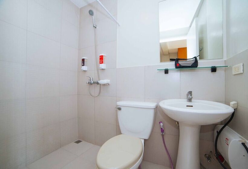 Fotos del hotel Reddoorz Plus Near Capitol Commons:  4