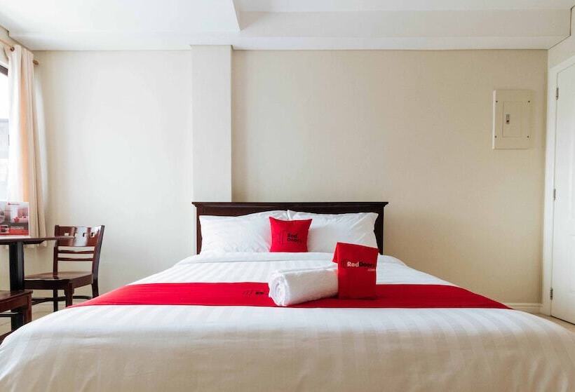 Fotos del hotel Reddoorz Plus Near Capitol Commons:  8