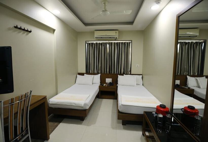 Fotos del hotel Bombay International:  11