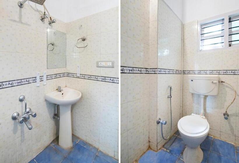 Fotos del hotel Capital O 70156 Victorian Comforts:  12