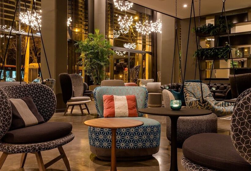 Fotos del hotel Motel One Barcelona-ciutadella:  17
