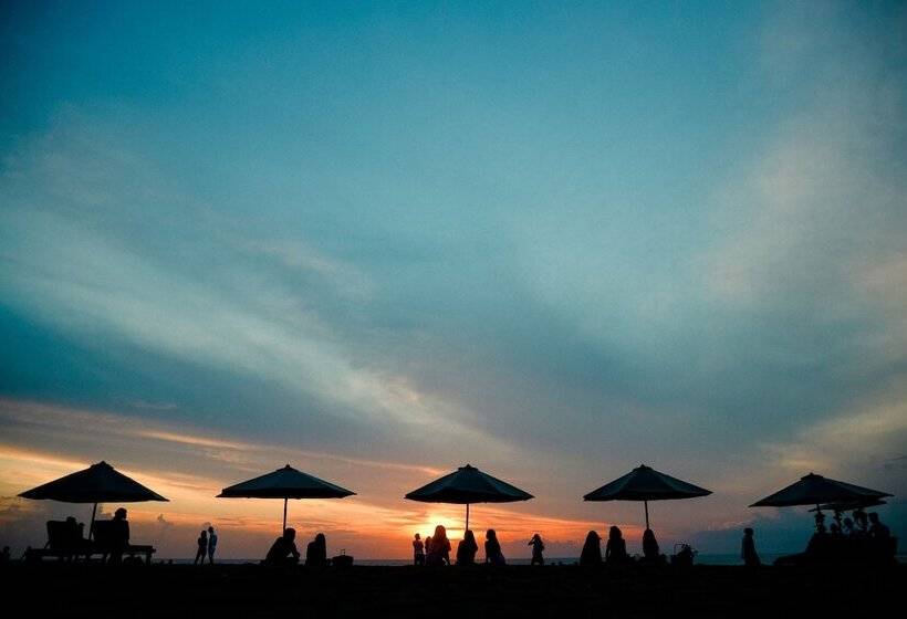 Paisa Seminyak Living