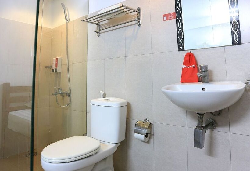 Fotos del hotel Reddoorz Near Gia Dinh Church:  4