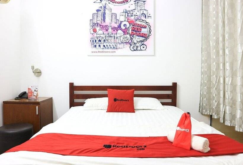 Fotos del hotel Reddoorz Near Gia Dinh Church:  8