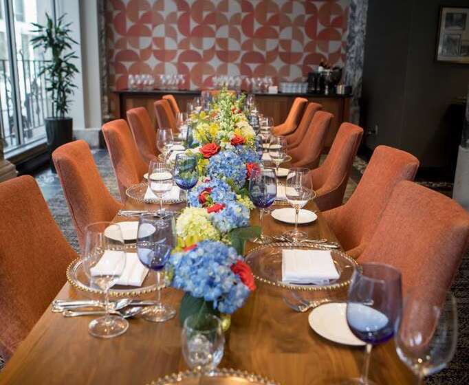 The Candler  Atlanta, Curio Collection By Hilton