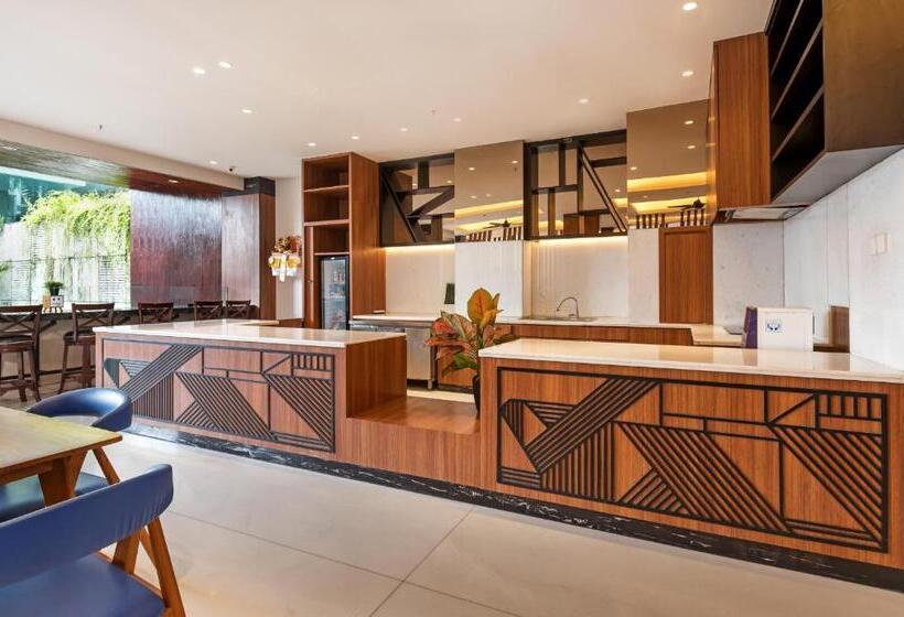 Fotos del hotel Zen Rooms Legian Werkudara:  8