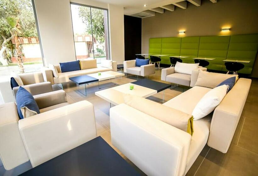 Fotos del hotel M Executive  & Residence:  14