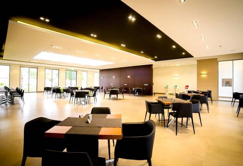 Fotos del hotel M Executive  & Residence:  22