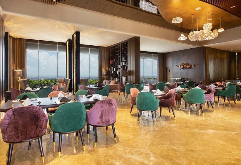 Grand Dafam Surabaya