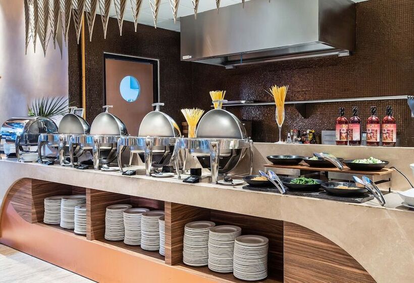 Fotos del hotel Grand Dafam Surabaya:  23