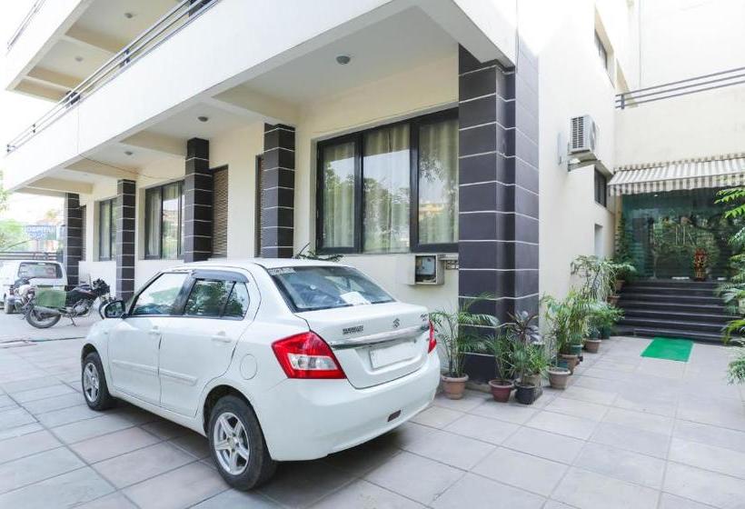 Fotos del hotel Treebo Trip Singh Suites 2:  21