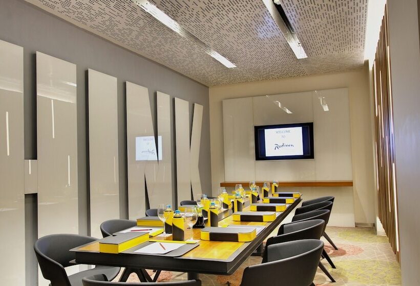 Fotos del hotel Radisson Bengaluru City Center:  16