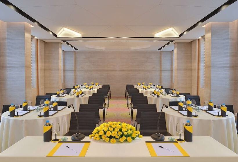 Fotos del hotel Radisson Bengaluru City Center:  3