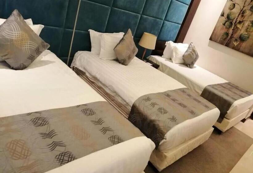 Fotos del hotel Three Points Al Salama:  16