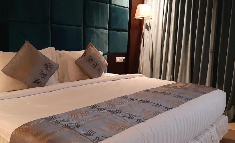 Fotos del hotel Three Points Al Salama:  18