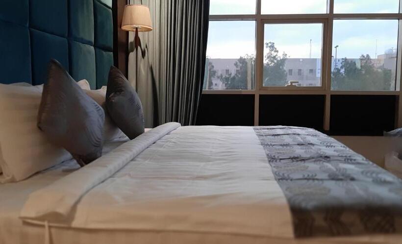 Fotos del hotel Three Points Al Salama:  21