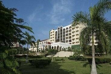 Valentin Quinta Avenida Habana - Havana