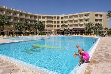 Houda Yasmine Marina & Spa