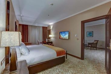 Espinas Palace - Teherán