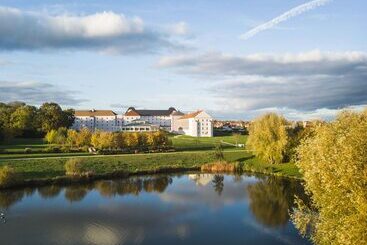 B&B Hôtel Près De Disneyland Paris - Disneyland Paris