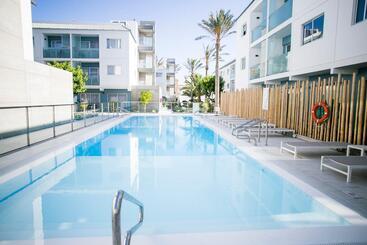 Bristol Sunset Beach   Holiday Apartments - Corralejo