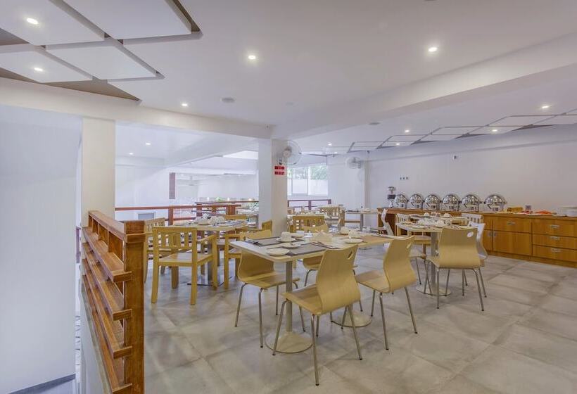 Fotos del hotel Kuredhi Beach Inn:  21