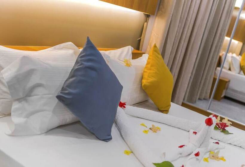 Fotos del hotel Kuredhi Beach Inn:  8