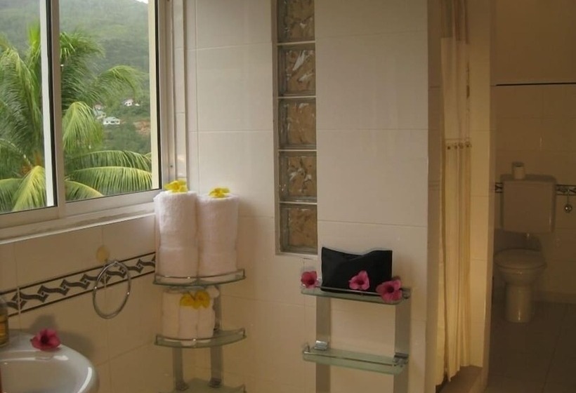 Fotos del hotel Bay View Villa:  12