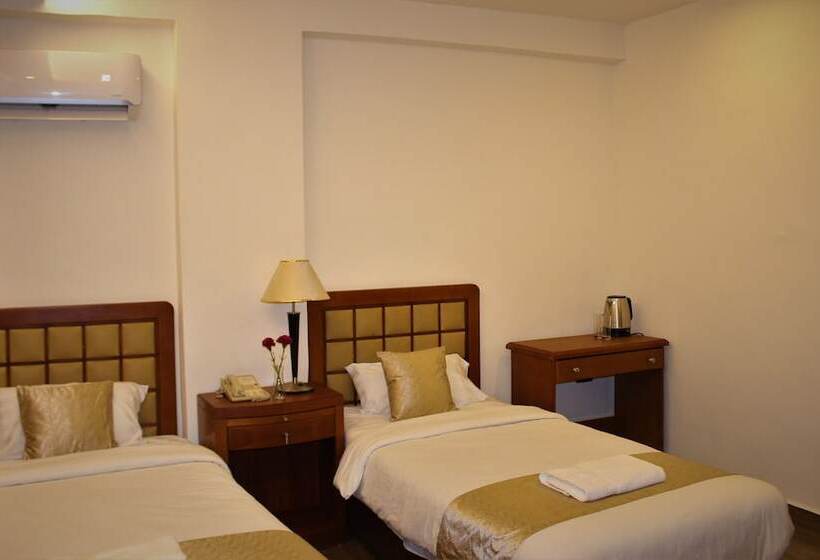 Fotos del hotel Merryland:  12