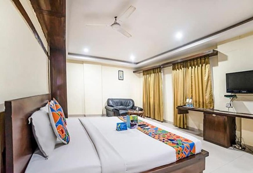 Fotos del hotel Fab Royal Residency Ii:  14