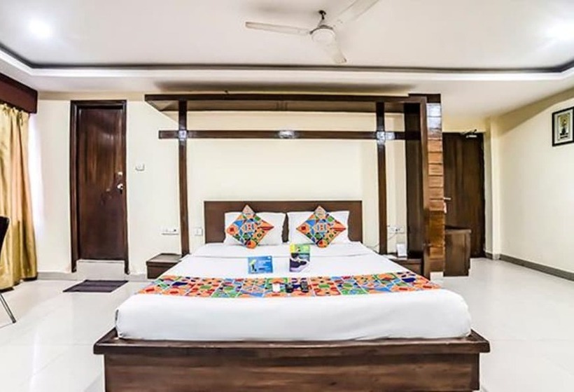 Fotos del hotel Fab Royal Residency Ii:  2