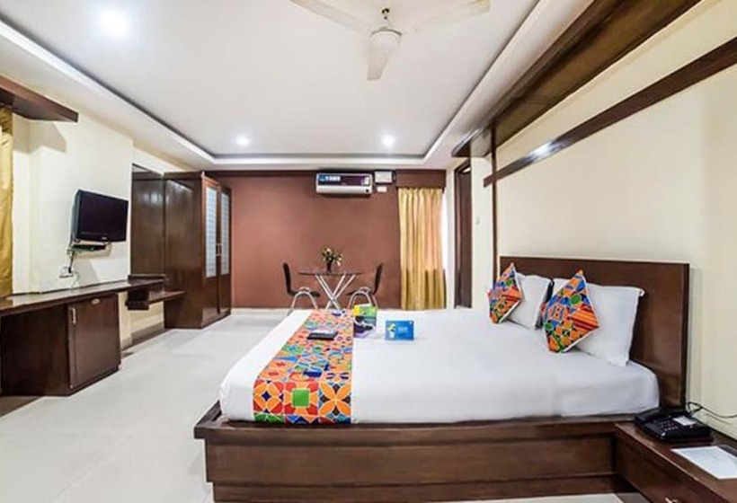 Fotos del hotel Fab Royal Residency Ii:  24