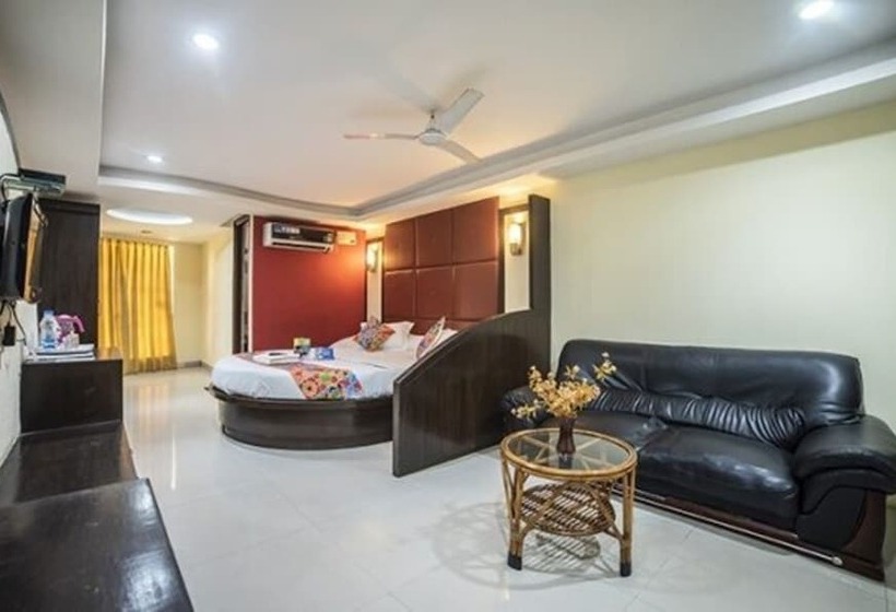 Fotos del hotel Fab Royal Residency Ii:  7