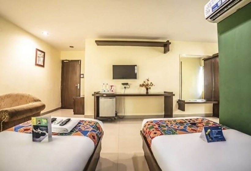 Fotos del hotel Fab Royal Residency Ii:  5