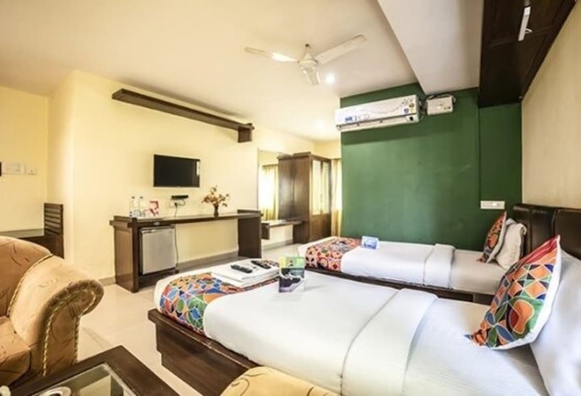 Fotos del hotel Fab Royal Residency Ii:  4