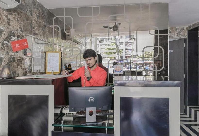 Fotos del hotel Oyo 5661 Hotel Ak Palace:  23