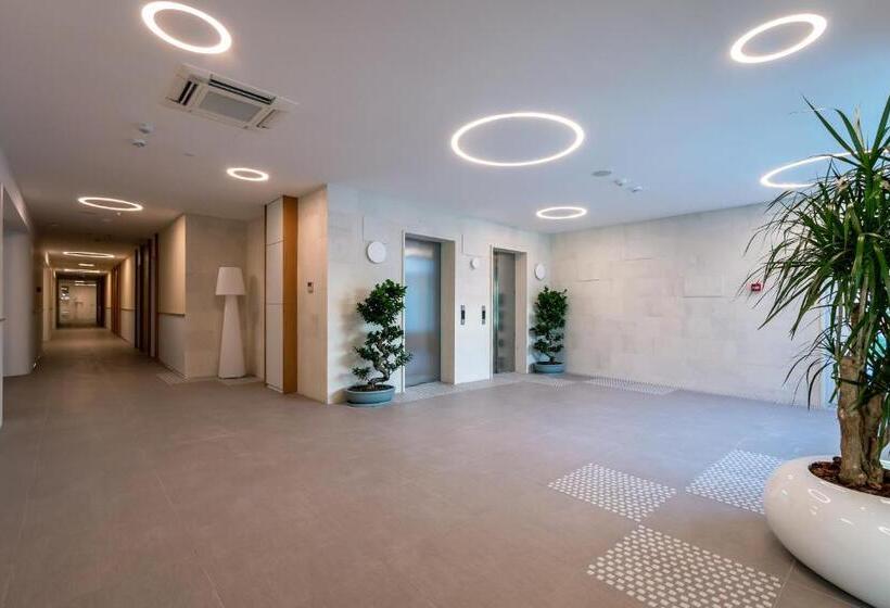 Fotos del hotel Carine  Kumbor:  25