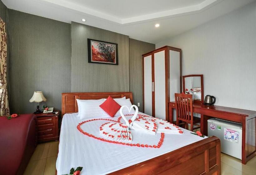 Fotos del hotel Reddoorz Plus Near Hoang Van Thu Park:  20