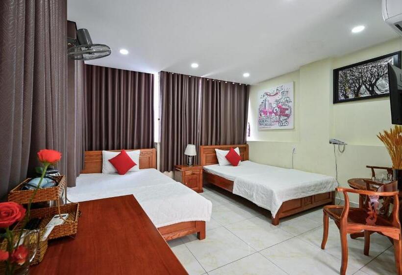 Fotos del hotel Reddoorz Plus Near Hoang Van Thu Park:  19