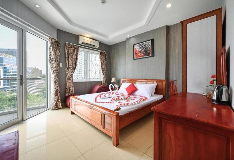 Fotos del hotel Reddoorz Plus Near Hoang Van Thu Park:  6