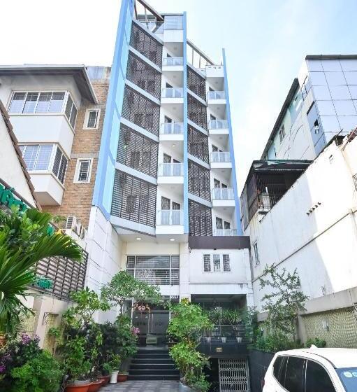 Fotos del hotel Reddoorz Plus Near Hoang Van Thu Park:  4