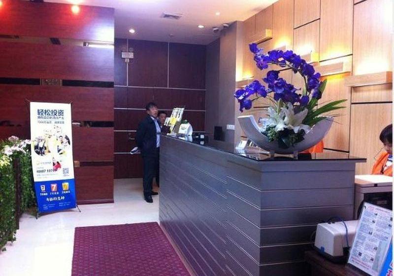 7 Days Inn Nanjing Road Pedestrian Street