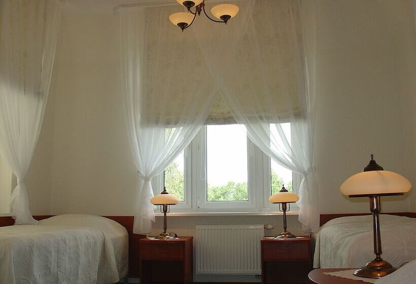 Fotos del hotel Bursztyn:  7