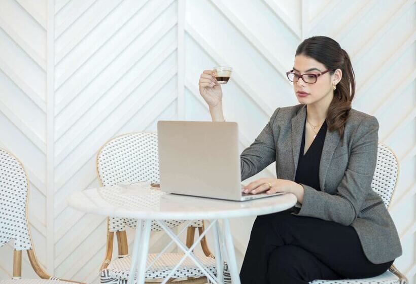 Fotos del hotel Ibis Casablanca Abdelmoumen:  11