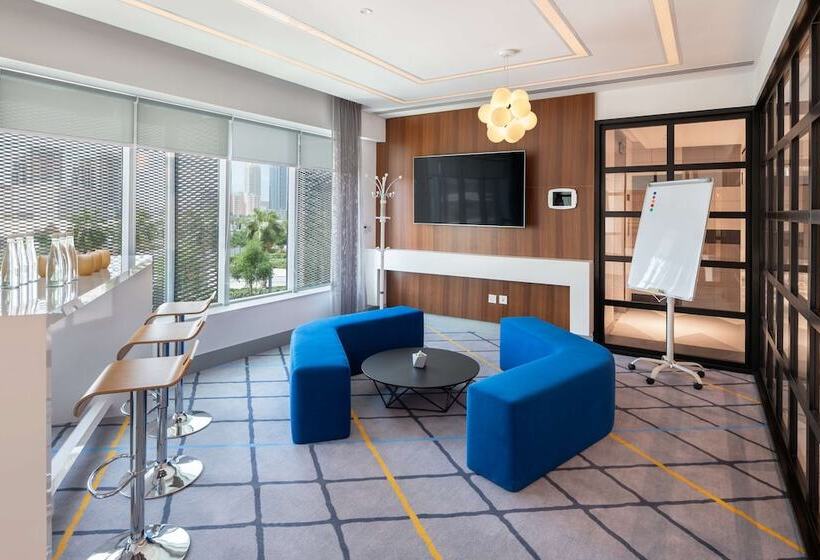 Fotos del hotel Radisson Red Dubai Silicon Oasis:  18