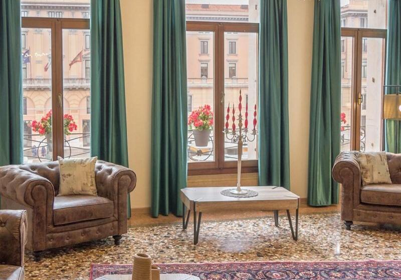 Fotos del hotel Grand Canal Suites:  14