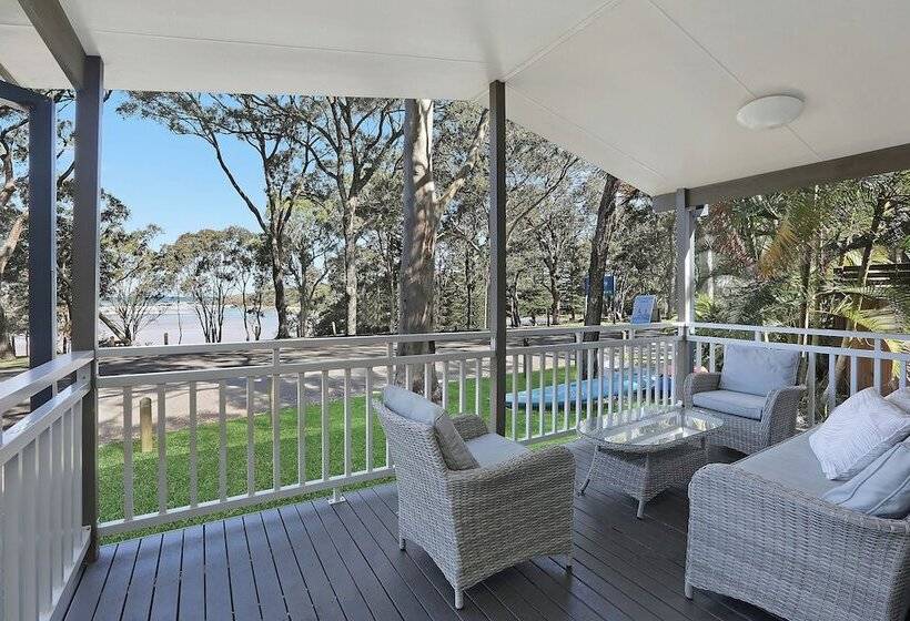 Fotos del hotel Reflections Holiday Parks Moonee Beach:  2