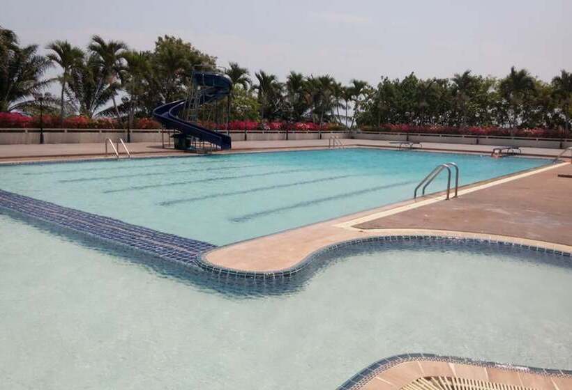 Fotos del hotel Chaam Grand Condotel:  8