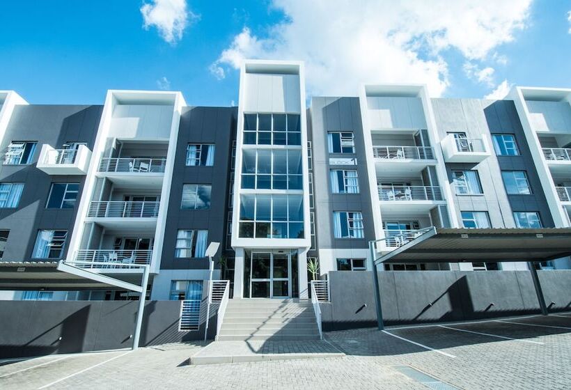 Fotos del hotel Insignia Luxury Apartments:  8